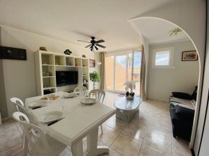 Ste Marie La Mer (66) Appartement pour 4 pers, plage à 50 mètres ave terrasse